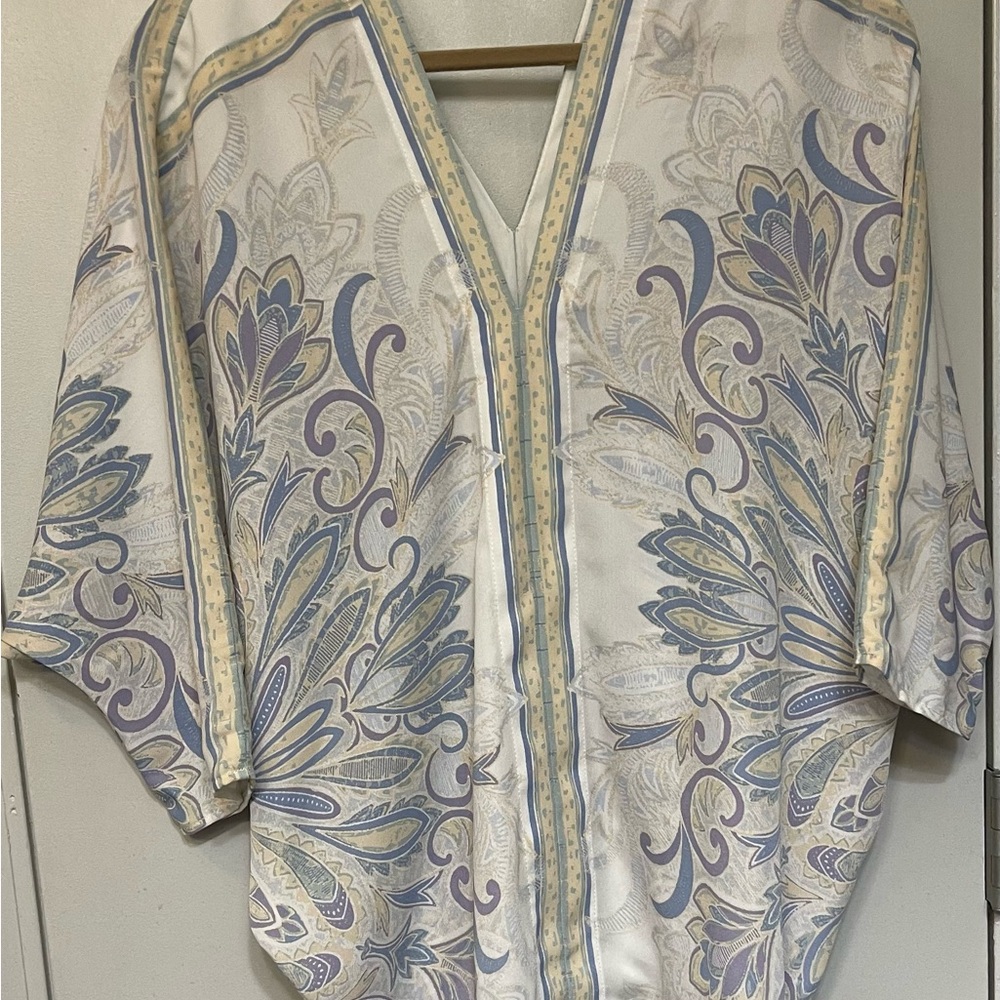Rose & Olive Cream Paisley-Print Silk Tunic with Blue Accents